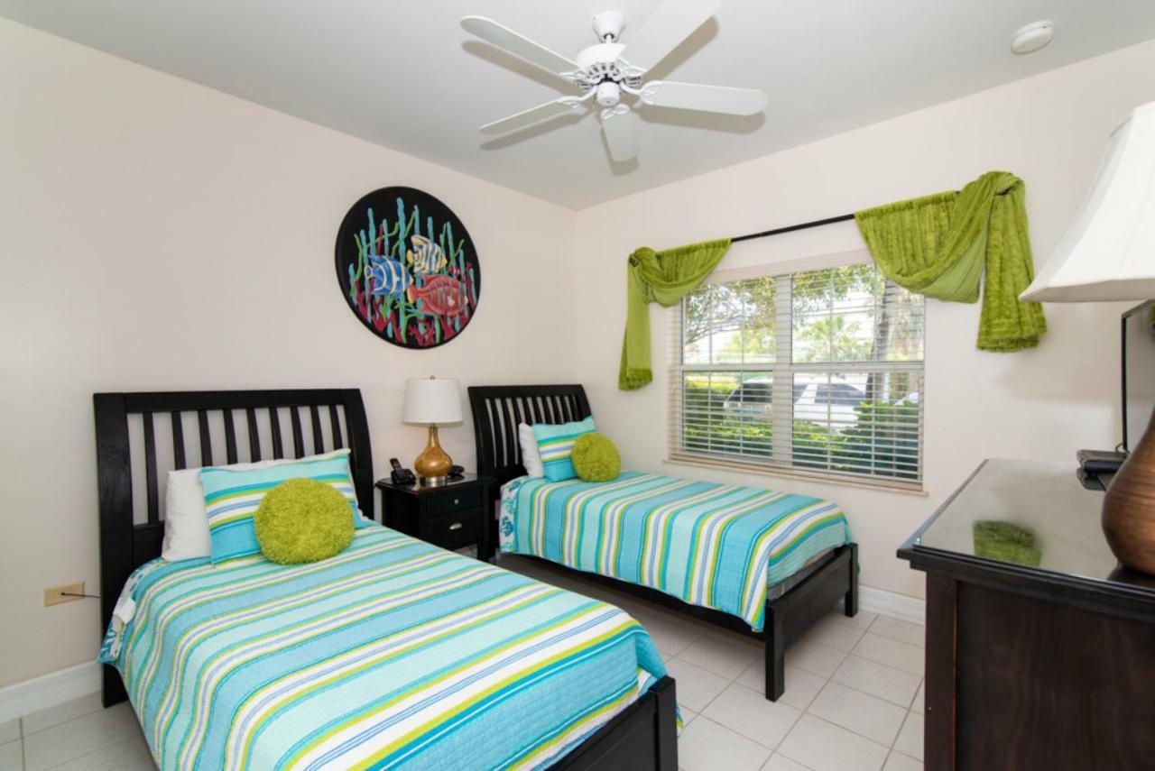 Grandview Condominiums George Town Luaran gambar